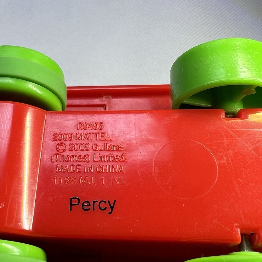 Thomas & Friends Percy #6 & James #5 Pull Back Train Tank Engine 2009 - Picture 6 of 7